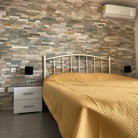 ホテル Sqaq Numru 1 Accomodation ラバト エクステリア 写真