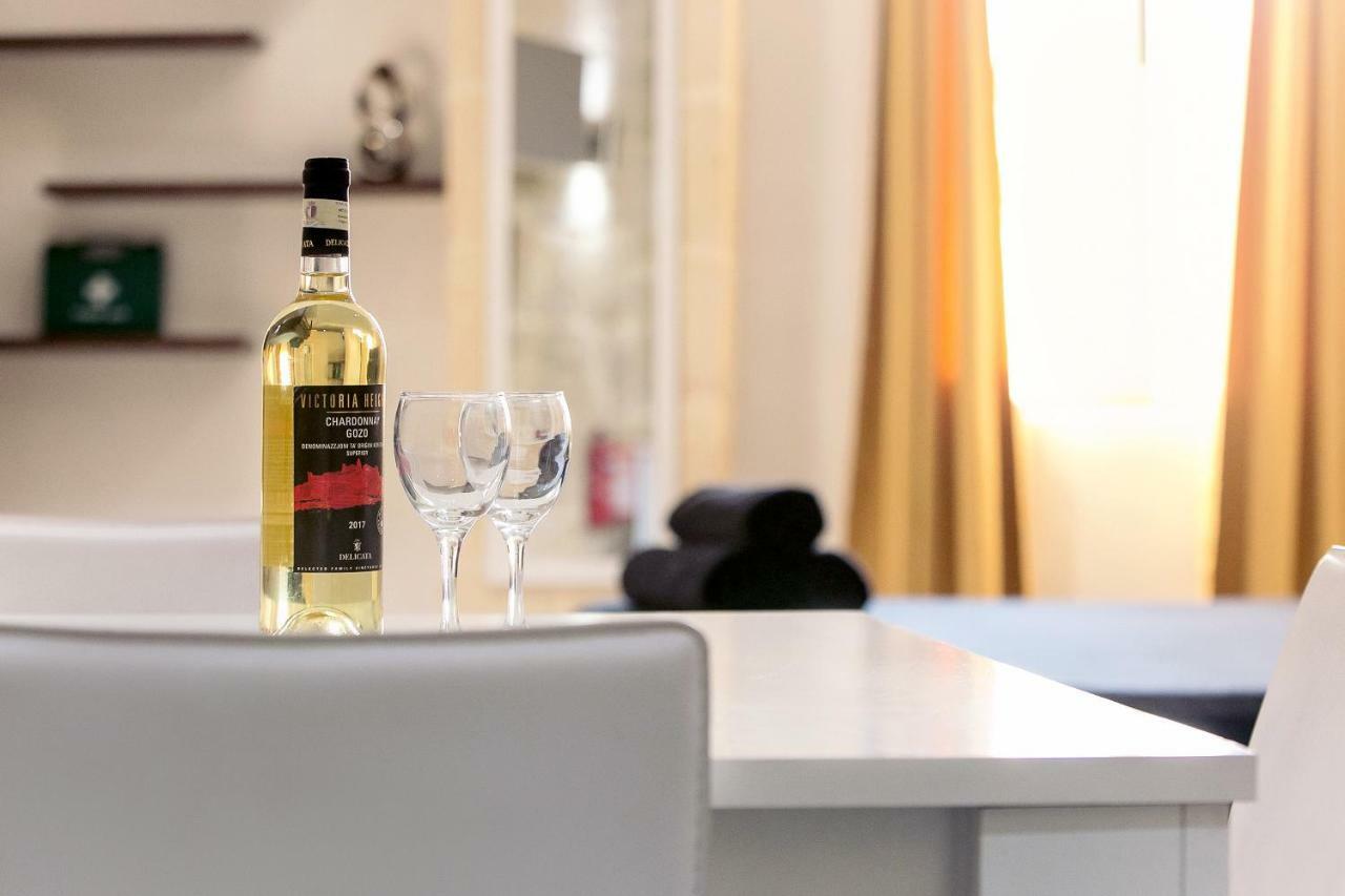 ホテル Sqaq Numru 1 Accomodation ラバト エクステリア 写真